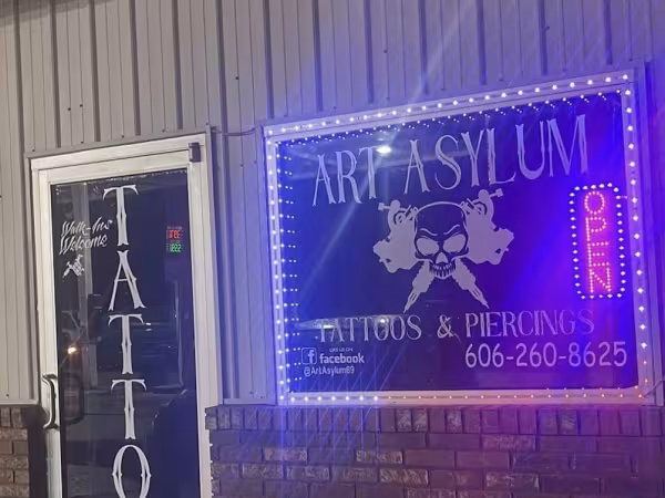 Art Asylum Tattoos&Piercings, tattoo shop in London, KY