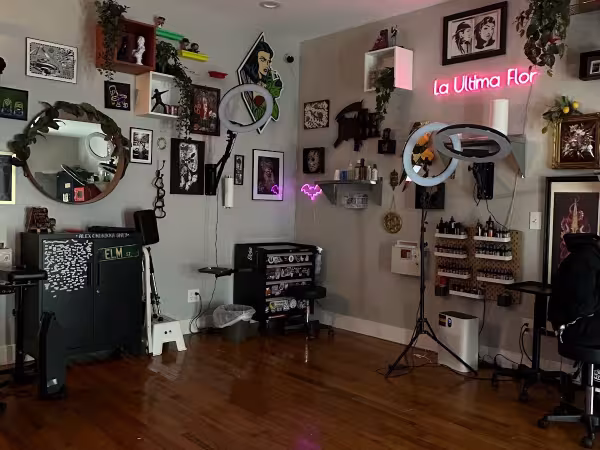 La &Uacute;ltima Flor Tattoo, tattoo shop in Brooklyn, NY