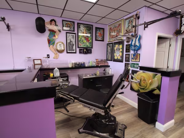 Easy Street Tattoo, tattoo shop in St. Louis, MO