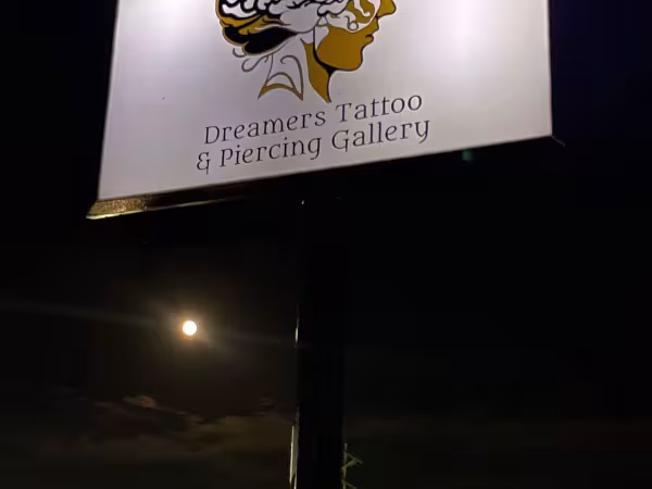 Dreamers Tattoo & Piercing Gallery, tattoo shop in Sedalia, MO