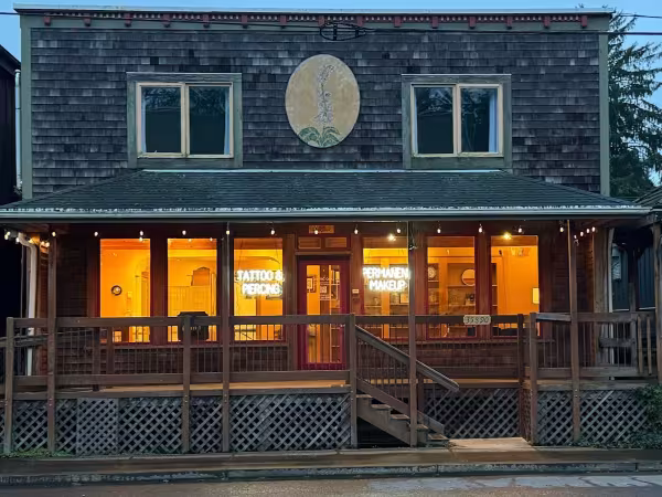 Electric Quill Tattoo & Piercing, tattoo shop in Nehalem, OR