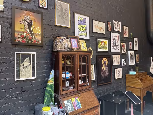 Jane Doe, tattoo shop in Dallas, TX