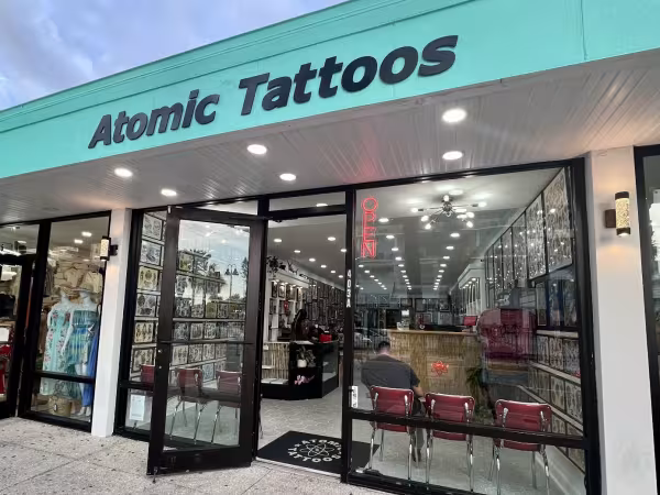 Atomic Tattoos Clearwater Beach, tattoo shop in Clearwater Beach, FL