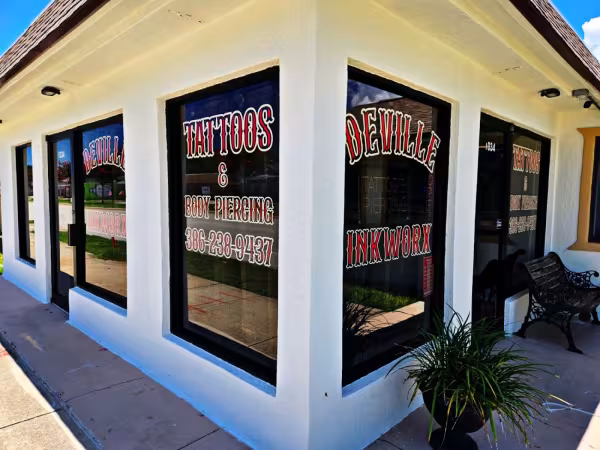 DeVille Inkworx Tattoo & Body Piercing, tattoo shop in Holly Hill, FL