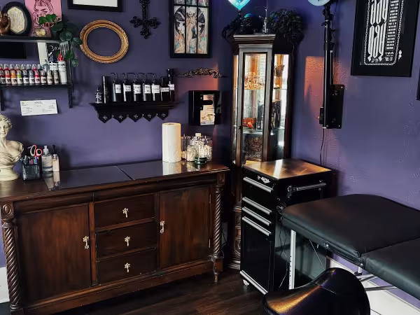 Amaranthine Tattoo Studio, tattoo shop in Orlando, FL
