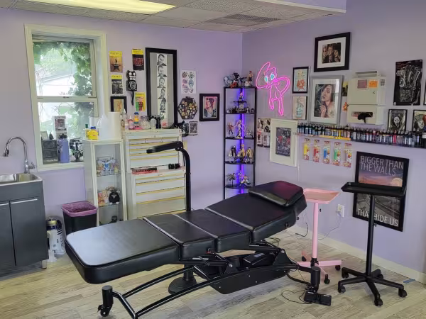 Silver Wing Tattoo, tattoo shop in Hammonton, NJ
