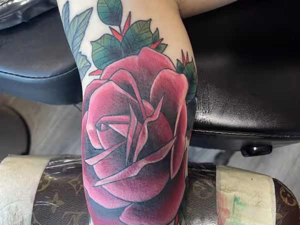 Dark Lotus Tattoo & Salon, tattoo shop in Liberty, MO