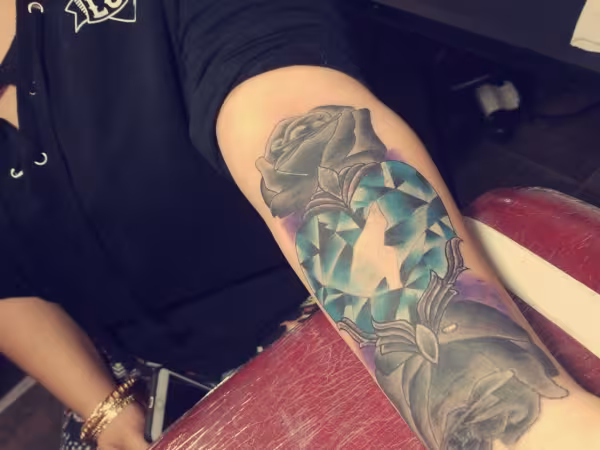 Inked In 2 Tattoo & Piercing Studio, tattoo shop in Reading, PA