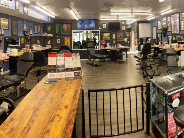 Blue Collar Tattoo, tattoo shop in Costa Mesa, CA