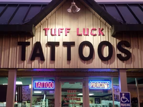 Tuff Luck, tattoo shop in Carbondale, IL