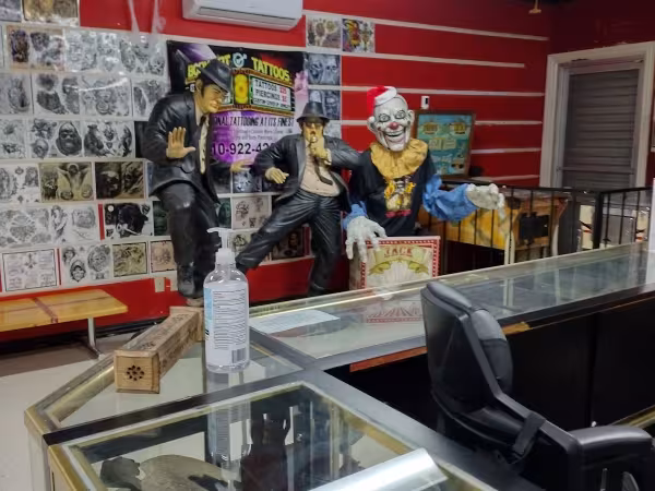 Body Art Tattoos & Piercing, tattoo shop in San Antonio, TX