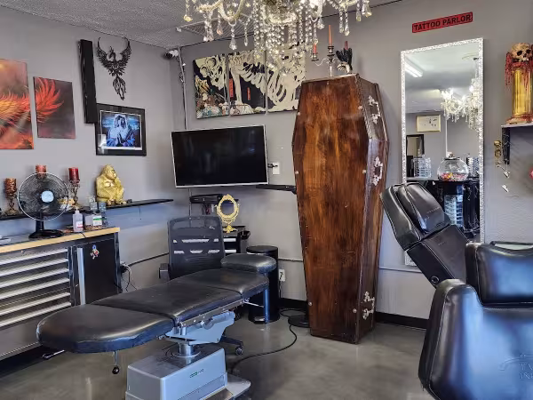 Rising Phoenix Tattoo Co., tattoo shop in Glendale, AZ