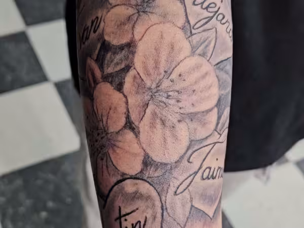 Cloud 9 Tattoo & Body Piercing, tattoo shop in Elk River, MN
