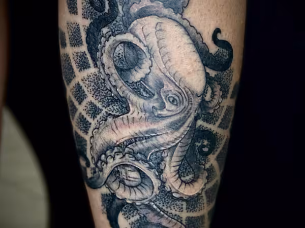 Plug Tattoo and Piercing&rsquo;s, tattoo shop in Richmond, CA
