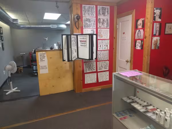 Absolute Tattoo's & Body, tattoo shop in Bellevue, NE