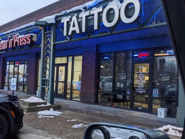 Canvas Tattoo Studio, tattoo shop in Eden Prairie, MN
