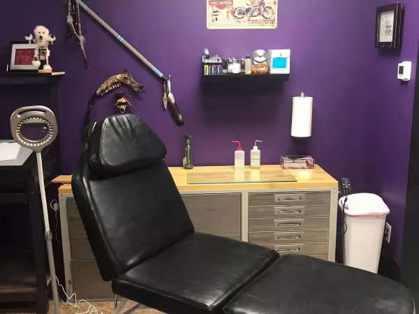 Indian Ink Tattoo Studio, tattoo shop in Cherokee, NC